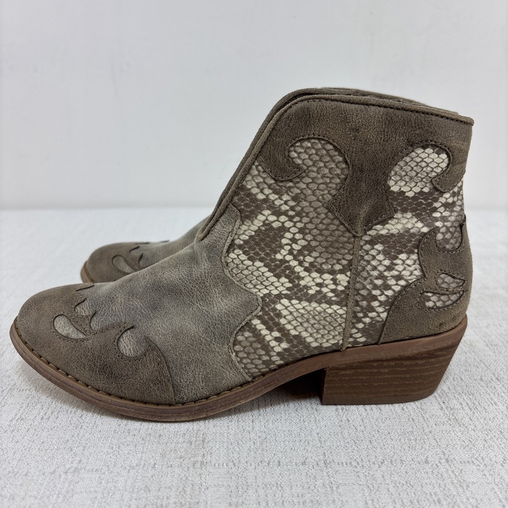 Very G Women's Snakeskin and Faux Leather Ankle Bootie Cowgirl Festival Size 6